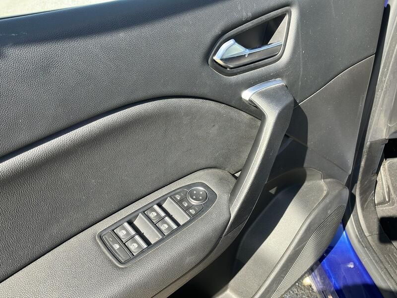 Renault Captur • 2022 • 44,512 km 38