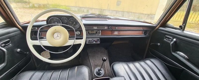 Mercedes-Benz 260 - 560 SE • 1970 • 130,000 km 3