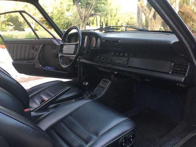 Porsche 911 • 1991 • 129,650 km 8
