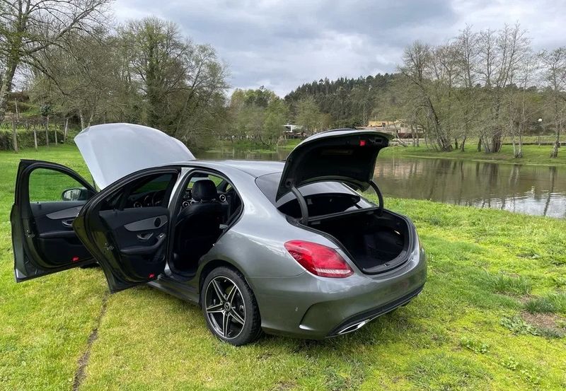 Mercedes-Benz C-Class • 2019 • 67,000 km 4