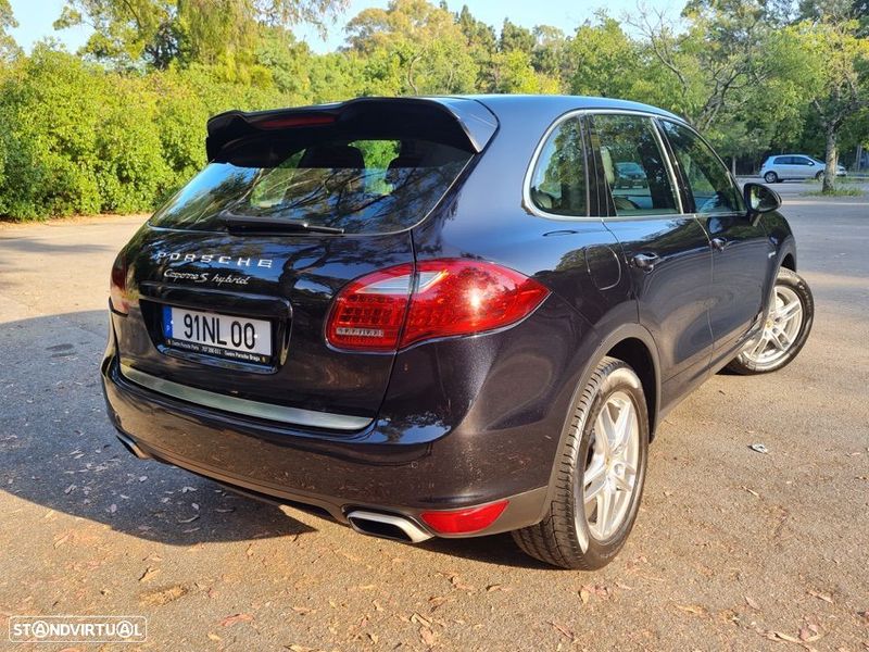 Porsche Cayenne • 2013 • 100,000 km 2