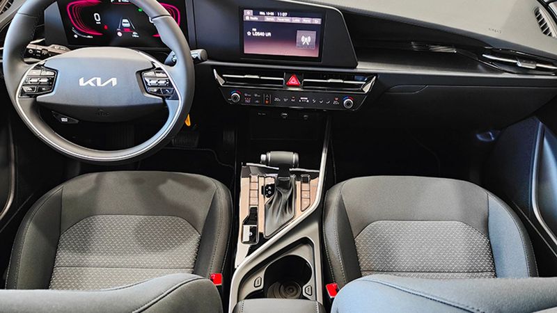 Kia Niro • 2024 • 9,400 km 6
