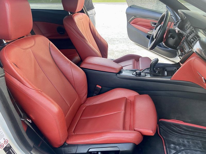 BMW M4 • 2014 • 30,000 km 4