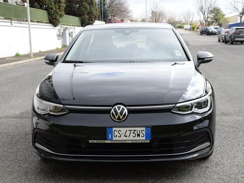Volkswagen Golf • 2021 • 33,000 km 2