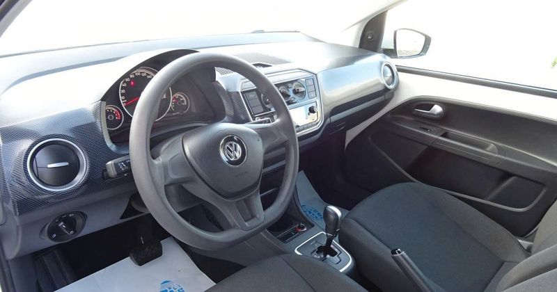 Volkswagen Golf • 2018 • 29,000 km 8