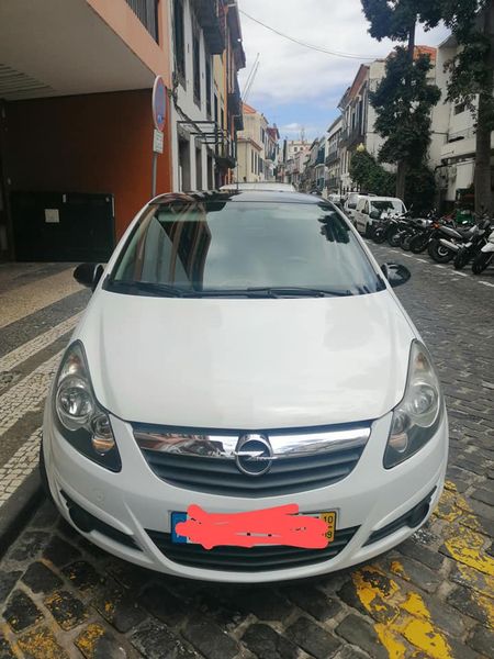 Opel Corsa • 2010 • 140,000 km 1