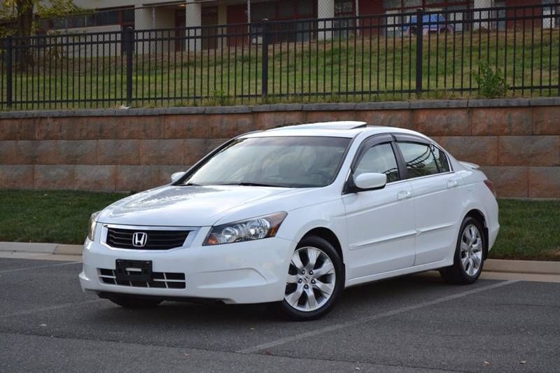 Honda Accord • 2008 • 83,000 km 1