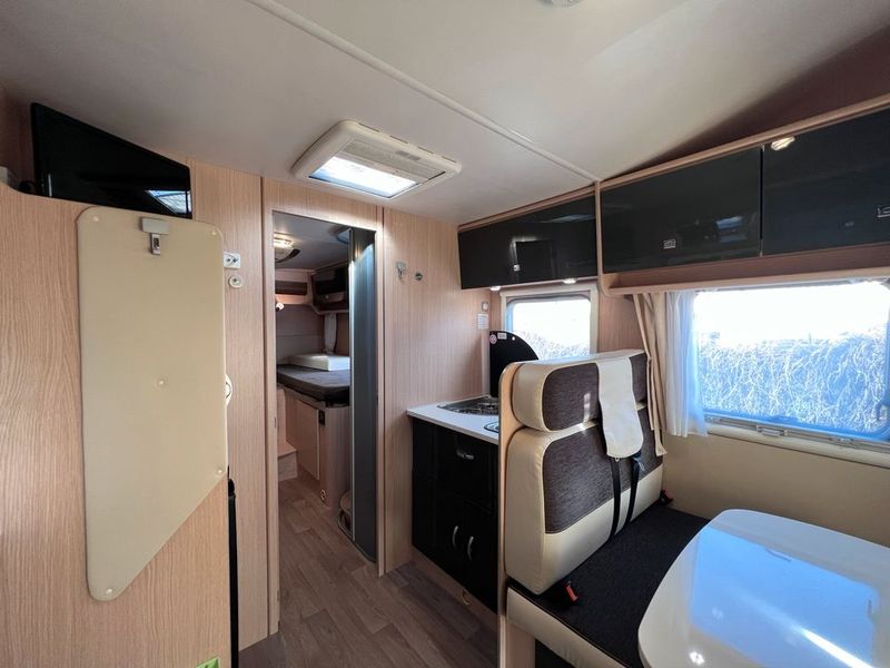 Fiat Ducato • 2018 • 38,500 km 10