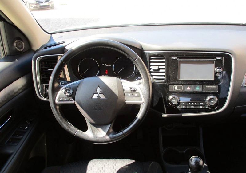 Mitsubishi Outlander • 2013 • 189,999 km 6