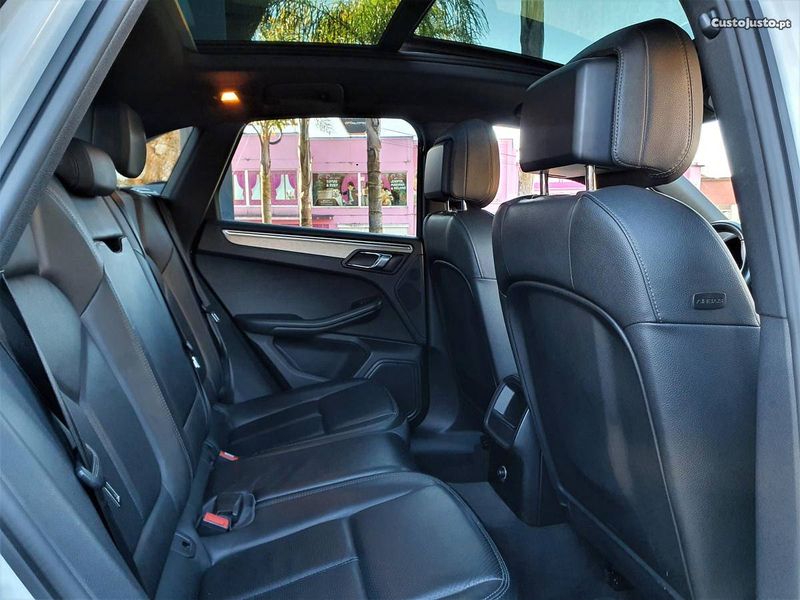 Porsche Macan • 2014 • 60,000 km 6