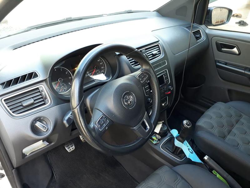Volkswagen Fox • 2014 • 130,000 km 6