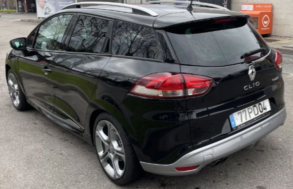 Renault Clio • 2014 • 93,500 km 4