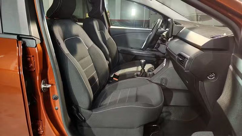 Dacia Lodgy • 2022 • 51,767 km 5