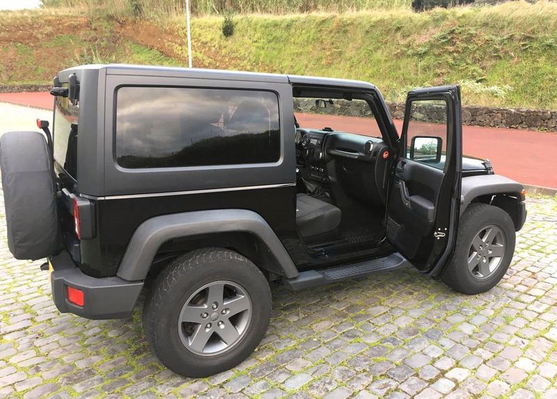 Jeep Wrangler • 2019 • 17,000 km 2