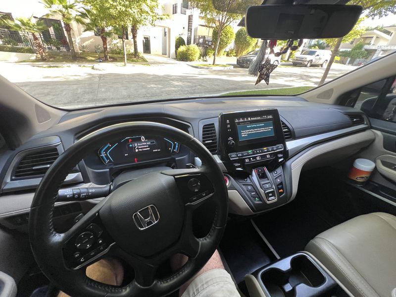Honda Odyssey • 2020 • 42,000 mi 34