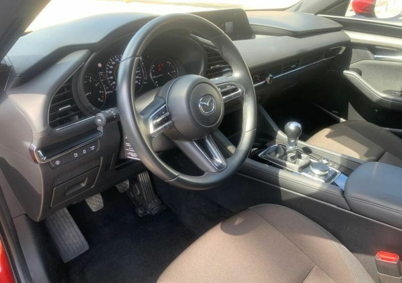 Mazda 3 • 2019 • 56,500 km 2