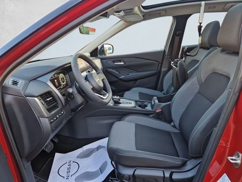 Nissan Qashqai • 2024 • 3,000 km 15