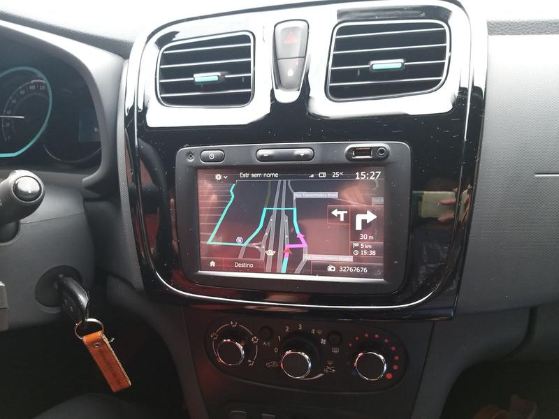 Renault Sandero • 2018 • 40,000 km 7