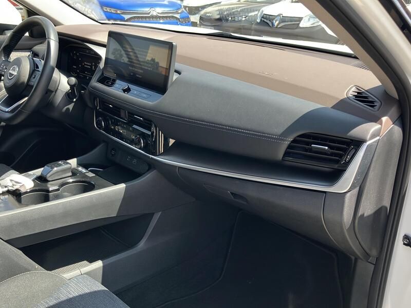 Nissan X-Trail • 2024 • 15,120 km 25