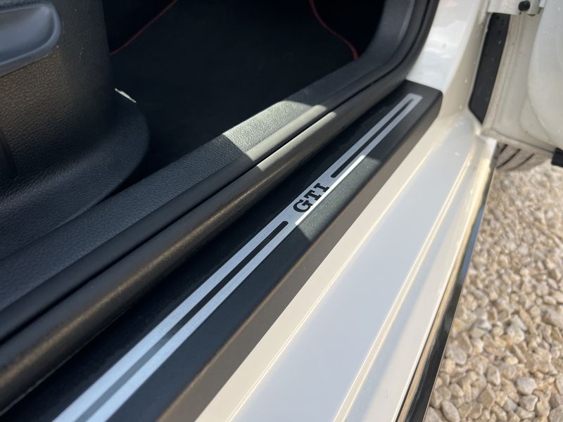 Volkswagen Polo • 2015 • 101,000 km 13