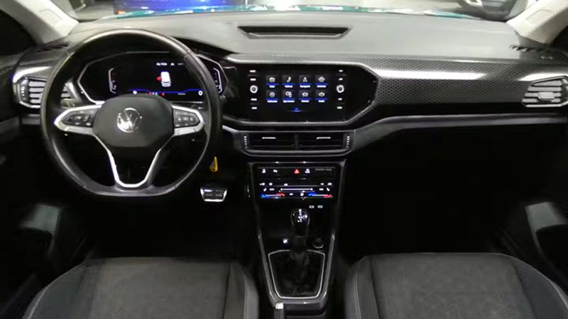Volkswagen T-Cross • 2022 • 35,294 km 8