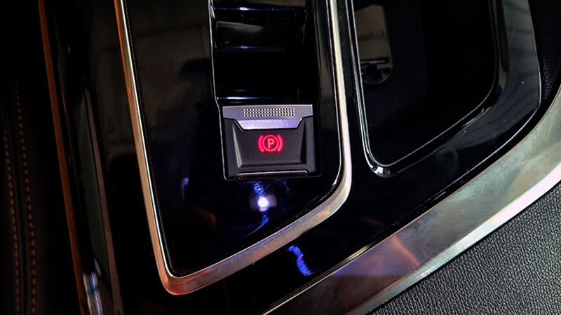 Peugeot 3008 • 2024 • 2,180 km 23