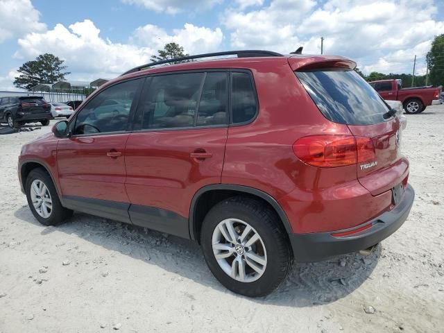 Volkswagen Tiguan Limited • 2015 • 10,000 mi 4
