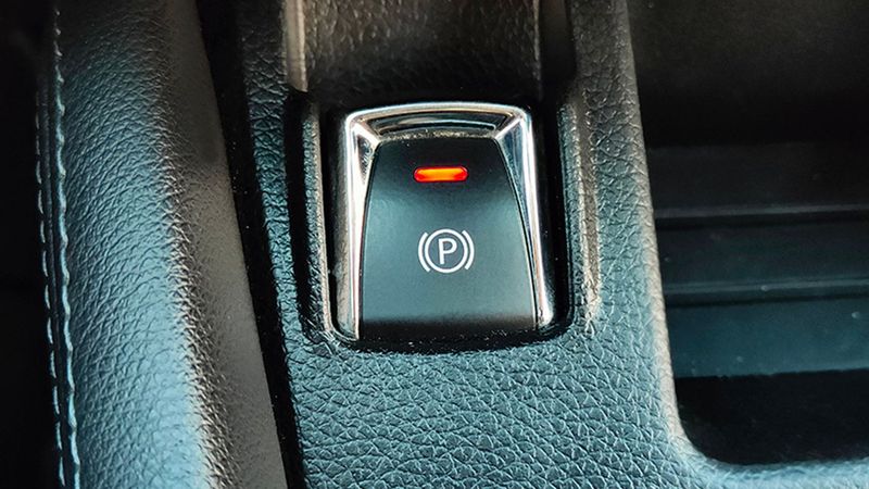 Nissan Qashqai • 2017 • 143,670 km 18