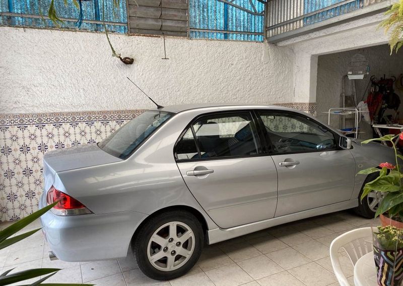 Mitsubishi Lancer • 2004 • 100,000 km 3