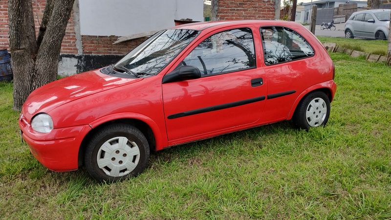 Chevrolet Corsa • 1999 • 150,000 km 5