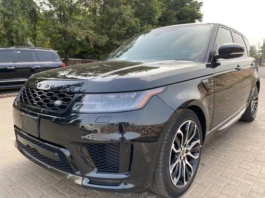 Land Rover Range Rover Sport • 2019 • 1,136 km 5