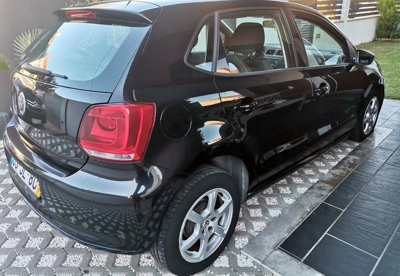 Volkswagen Polo • 2010 • 199,999 km 4