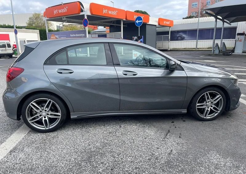 Mercedes-Benz 200 D • 2017 • 111,000 km 6