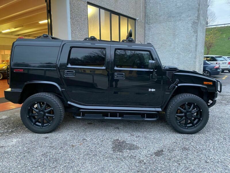 Hummer H2 • 2003 • 65,000 km 6