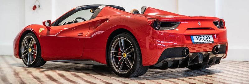 Ferrari 488 Spider • 2016 • 15,600 km 2