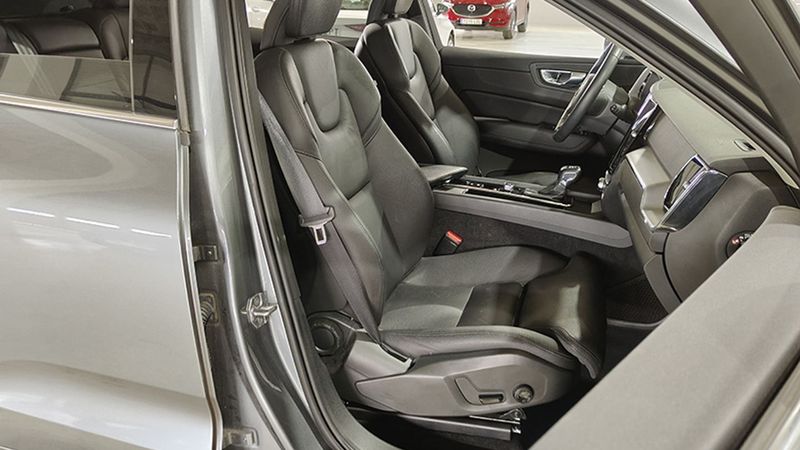 Volvo XC60 • 2020 • 49,138 km 21