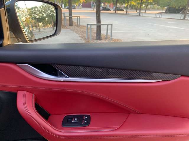 Maserati Levante • 2017 • 64,500 km 13