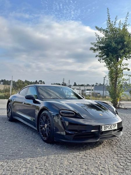 Porsche Taycan • 2021 • 57,000 km 1