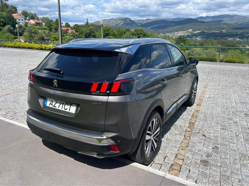 Peugeot 3008 • 2017 • 143,000 km 3