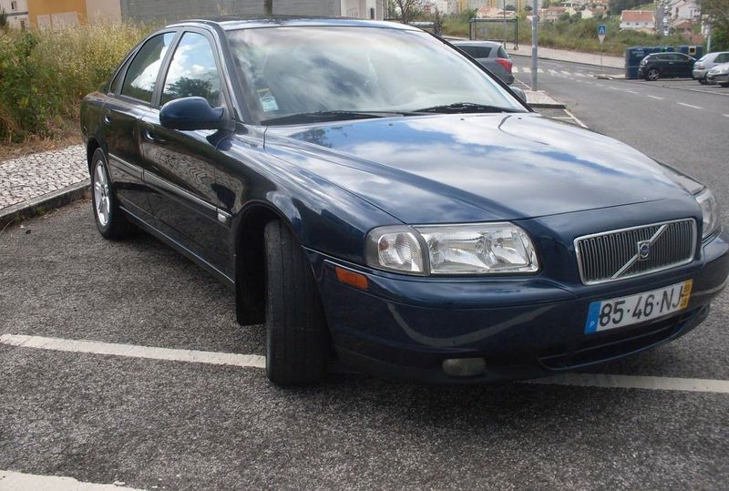 Volvo S80 • 1999 • 300,000 km 1