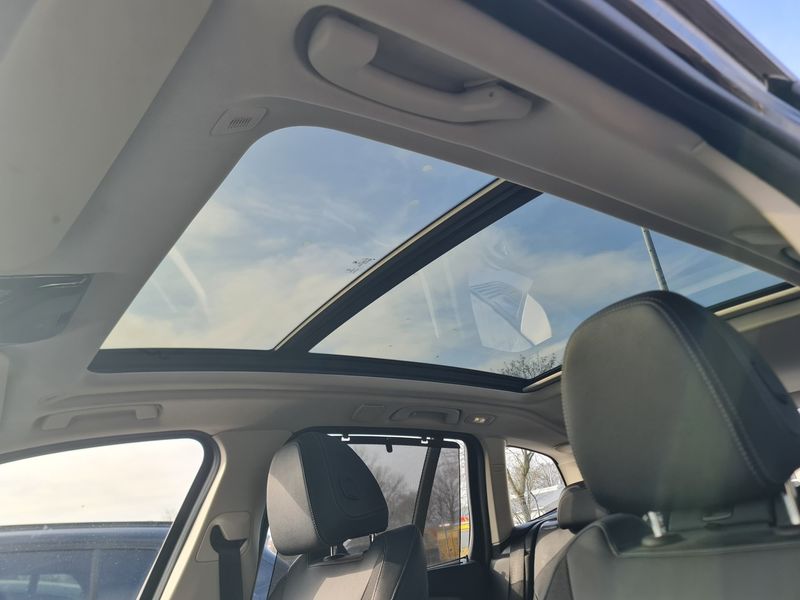 BMW X3 • 2021 • 87,500 km 2