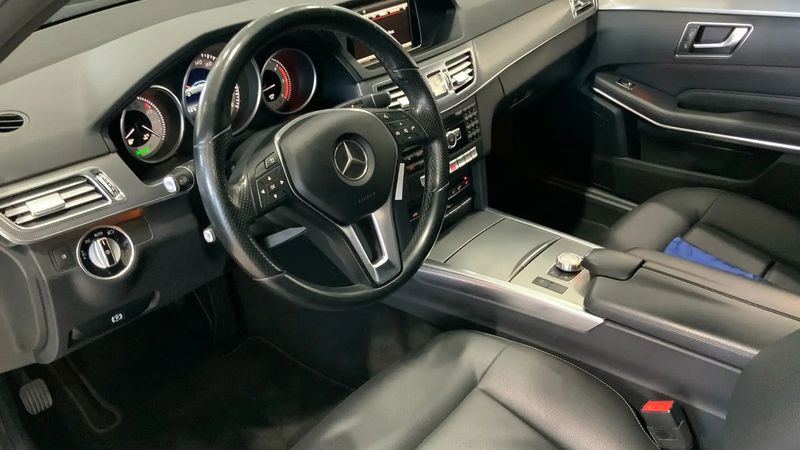 Mercedes-Benz E-Class • 2015 • 100,859 km 2