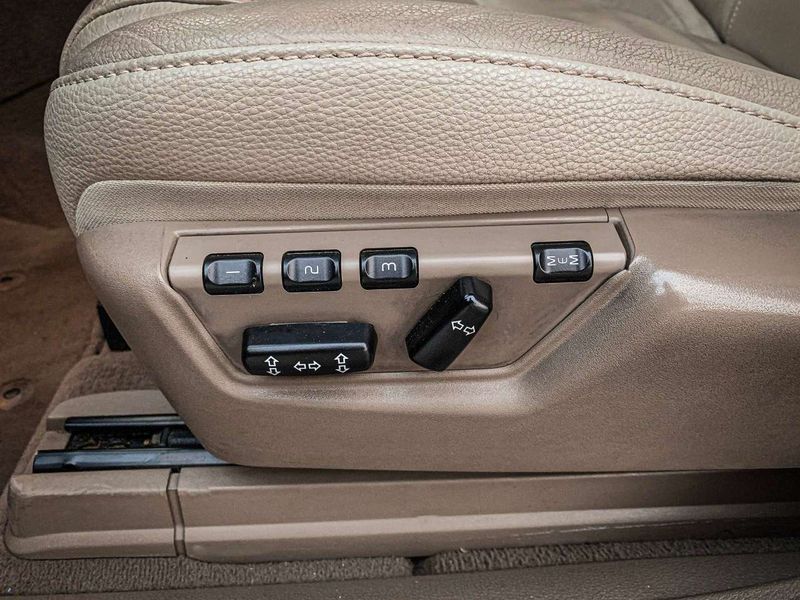 Volvo XC90 • 2013 • 190,000 km 8