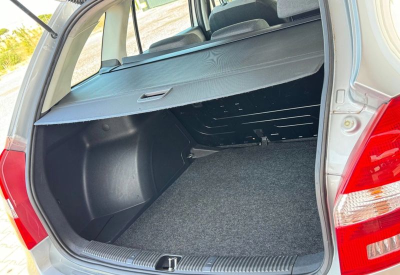 Škoda Fabia • 2013 • 90,199 km 6