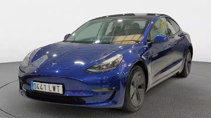 Tesla Model 3 • 2022 • 37,418 km 1