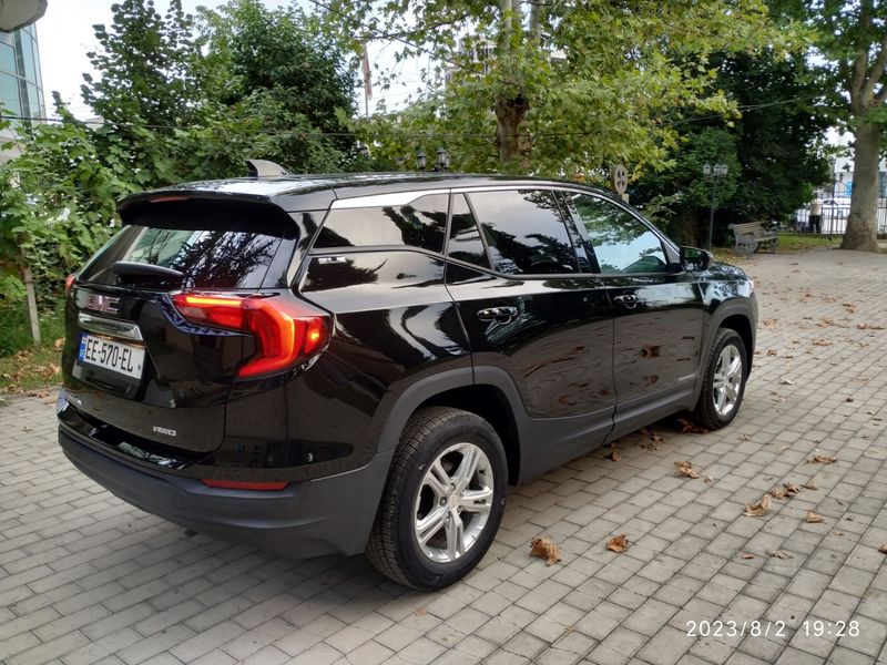 GMC Terrain • 2017 • 59,000 km 4