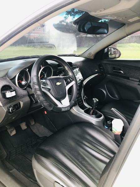 Chevrolet Cruze • 2011 • 80,000 km 6