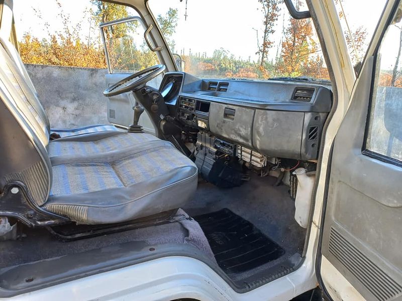 Mitsubishi Fuso canter • 1999 • 125,000 km 3