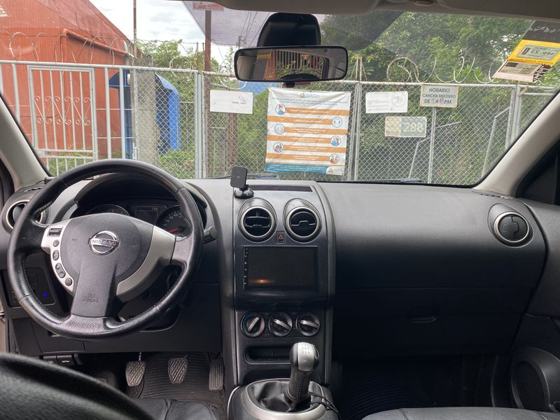 Nissan Qashqai • 2012 • 185,000 km 5