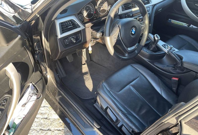 BMW 3 Series • 2016 • 149,999 km 3